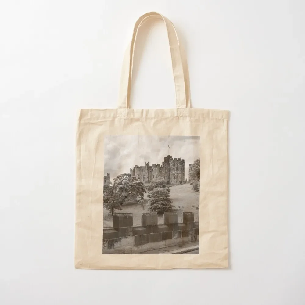 Alnwick Castle in black and white Tote Bag canvas tote bag Big bag