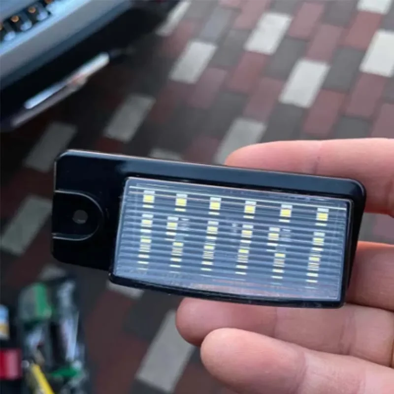 2 قطعة Canbus LED رقم الترخيص لوحة ضوء مصابيح لنيسان ألتيما L32 روج T32 X-Trail باثفندر R51 ماكسيما A35 مورانو EX37