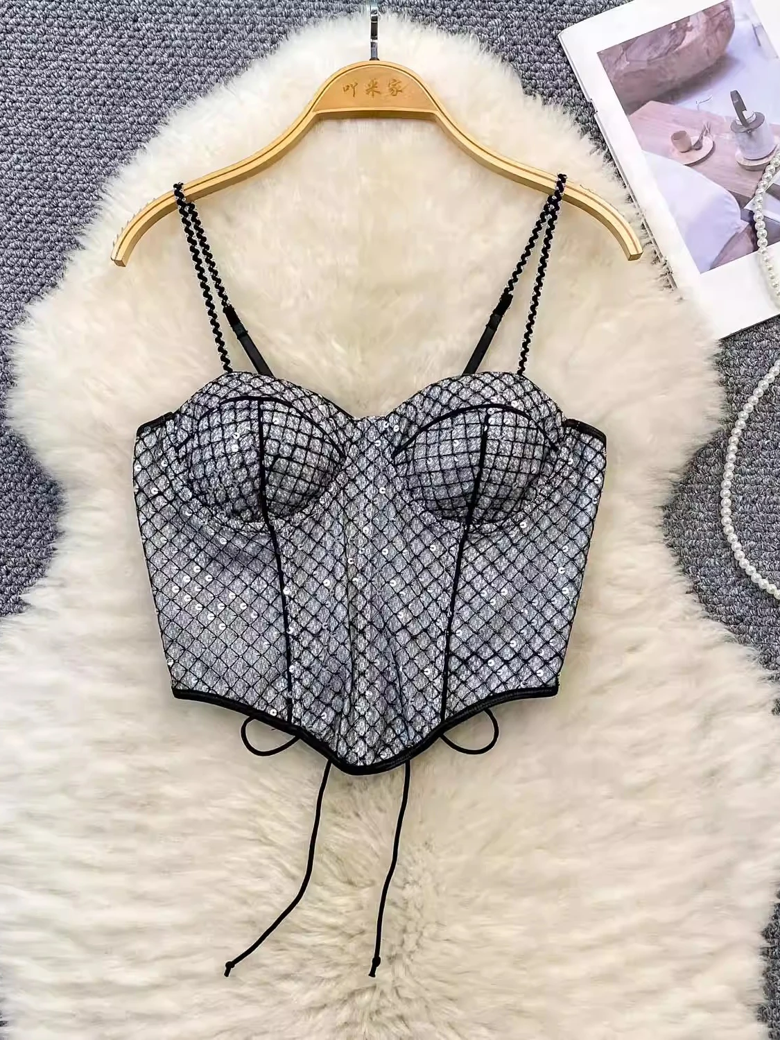 

Sexy Bal Strap Vest Women's Plaid Sequin Ele ort Top Summer 2025 Trendy European Sle Color Outerwear