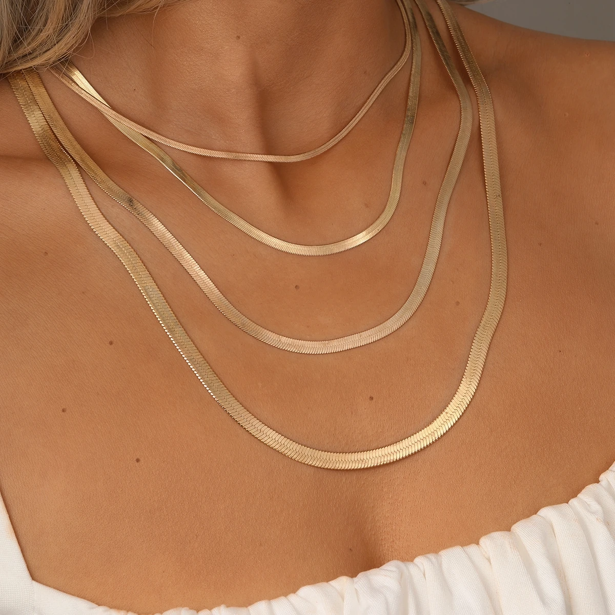 17KM Fashion Gold Color Snake Chain Necklace Simple Multilayer Clavicle Necklaces for Woemn Girls New Trend Jewelry Party Gifts