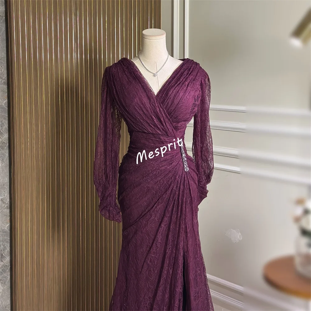 Robe de soirée personnalisée en dentelle plissée, de haute qualité, col en v, manches longues, trompette, robes longues sur mesure, robe de soirée à paillettes