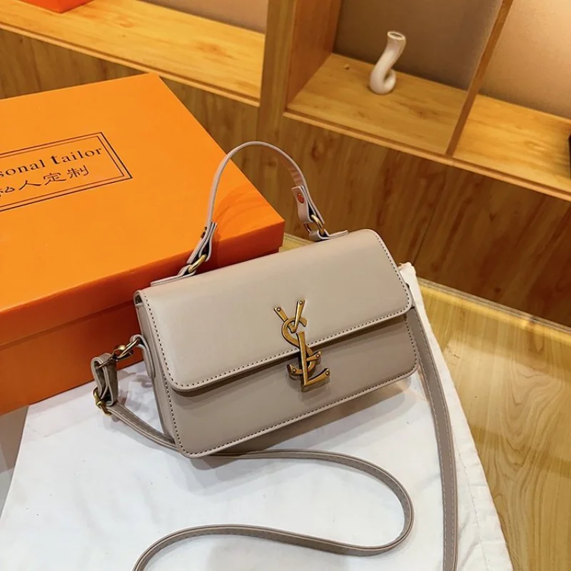 

Retro Square Bag for Women Adjustable Crossbody Shoulder Purse Vintage Small Handbag Minimalist Niche Designer Vegan Leather​