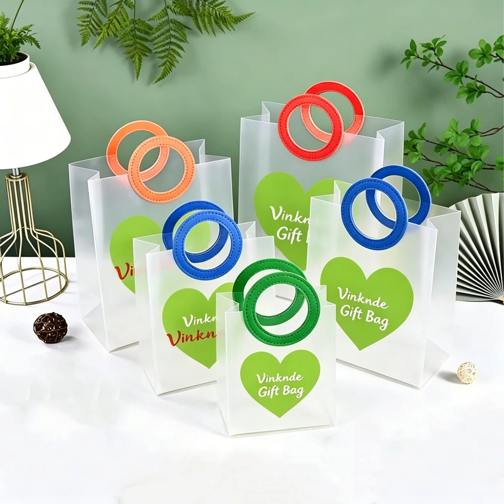 

24Pcs/Lot Custom Logo Jewelry Bag Pvc PP Transparent Frosted Clear Plastic Tote Small Gift Bag Welcome Bags for Wedding Guests