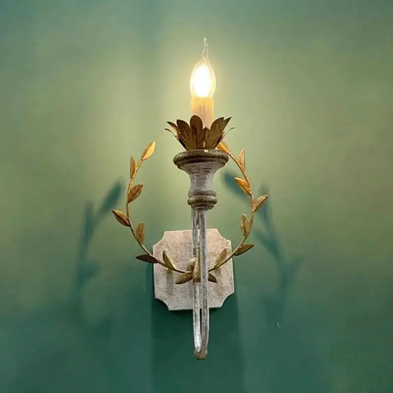 French wall lamp with golden laurel leaf decoration E14 wall lamp, suitable for bedroom entrance and farmhouse interior