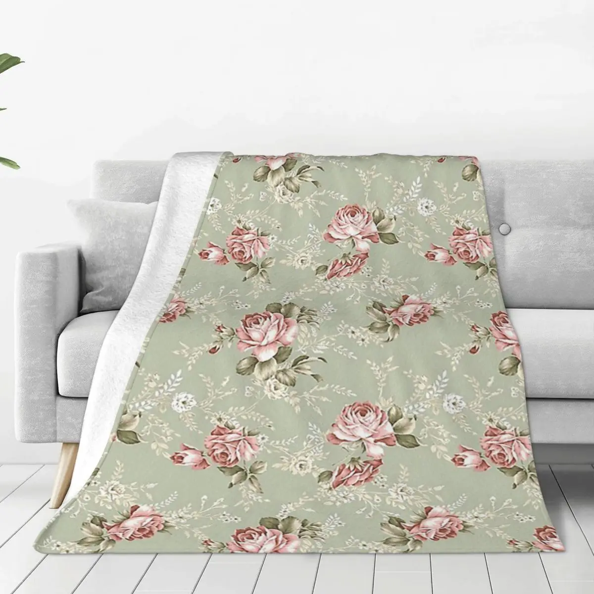 Vintage Blush Roses - Sage Green Background Blankets Flannel Breathable Throw Blanket For Couch Bedding Travel Throws Bedspread