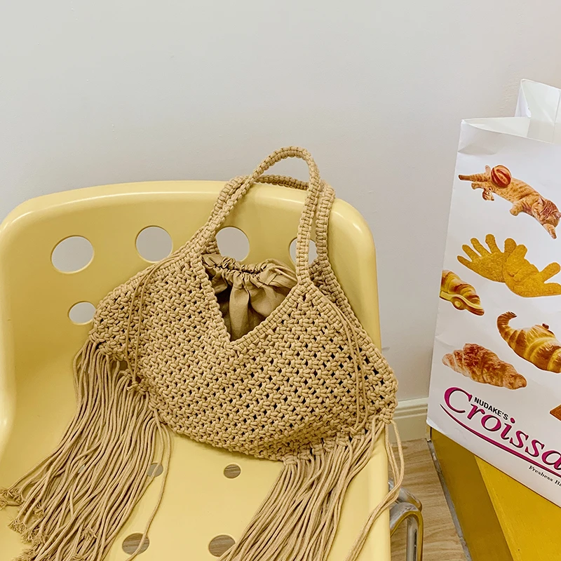 

Vintage Bohemian Tassel Woven Straw Tote Bag Hollow Knit Drawstring Inner Pouch Summer Beach Travel Shoulder Handbag