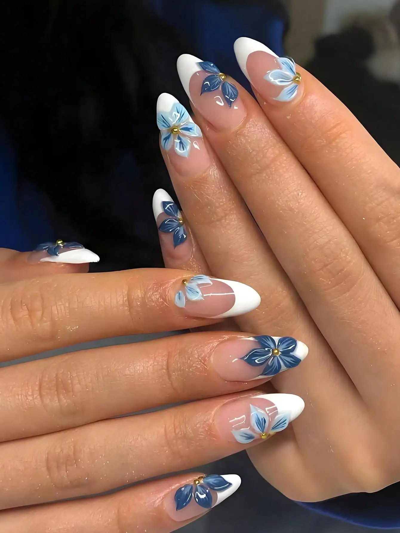 

24pcs Almond-Shaped 3D Gel Flower Nail Stickers, White French Manicure, Fits Acrylic Nail Set, Includes 1pc Jelly Gel And 1pc Nail File, Suitable For Summer, DIY For Women And Girls For Daily, Work, Study And Party Press On Nails