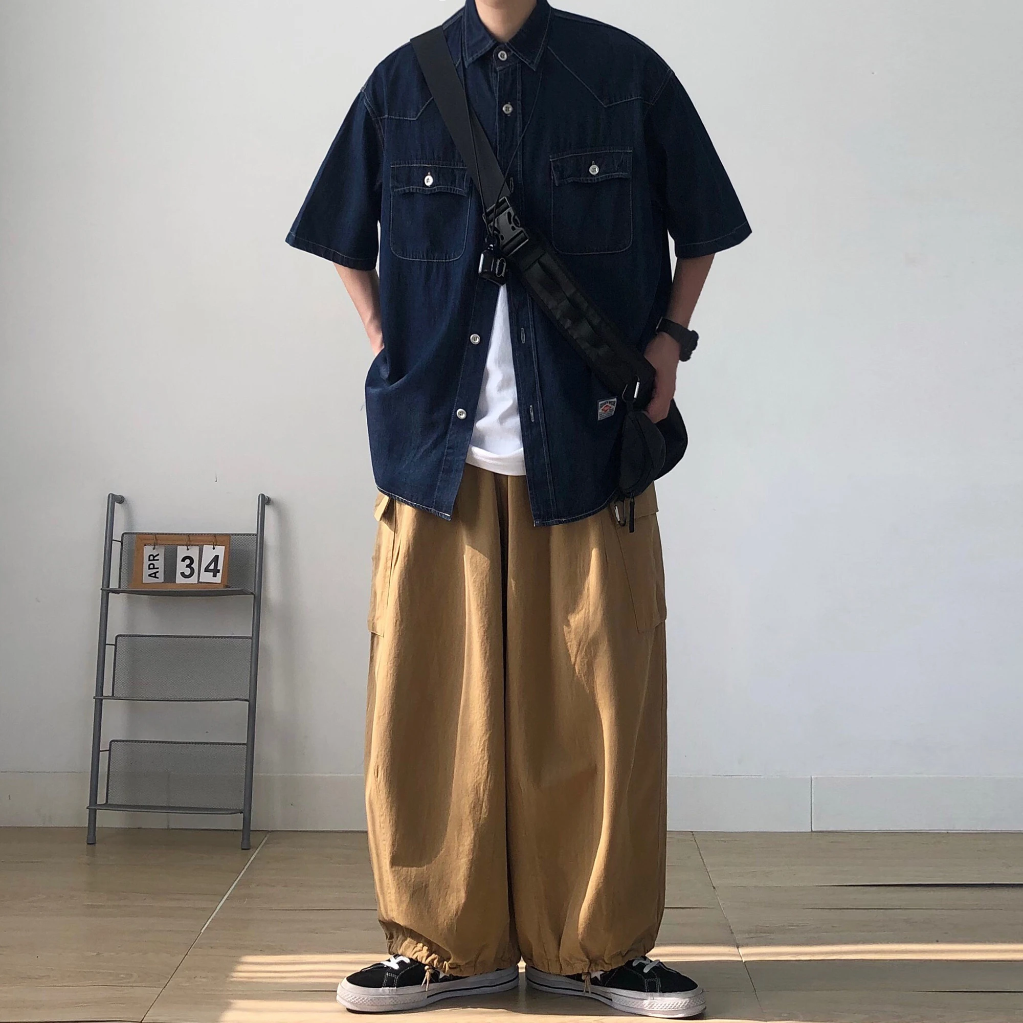 

y Japanese Retro Denim Workwear ort Sve irt Men Summer Casual Loose Trendy f Sve irt Faionable