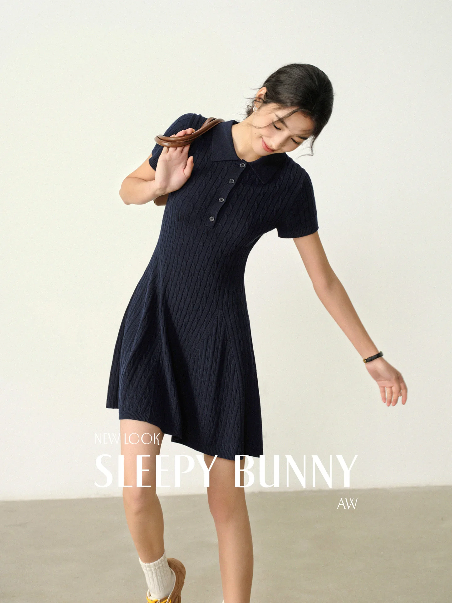 

Polo Collar Short Sleeve Knitted Dress Women Summer Elegant Pleated A-Line Mini Dress Slim Fit Knitwear Outfit Office or Weekend