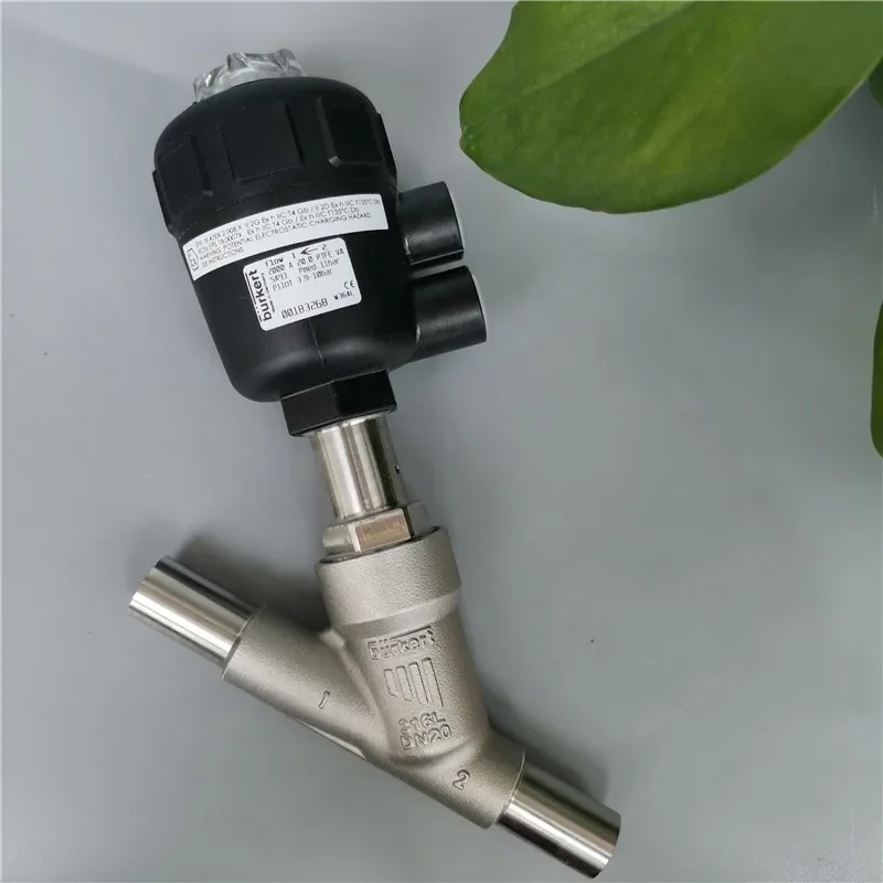 2025.4Burkert 2000A…