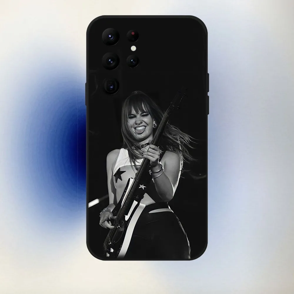M-Maneskin V-Victoria Phone Case For Samsung S24,23,22,30,21,10,9,Ultra,Plus,Lite,FE,5G Black Soft Case image 5