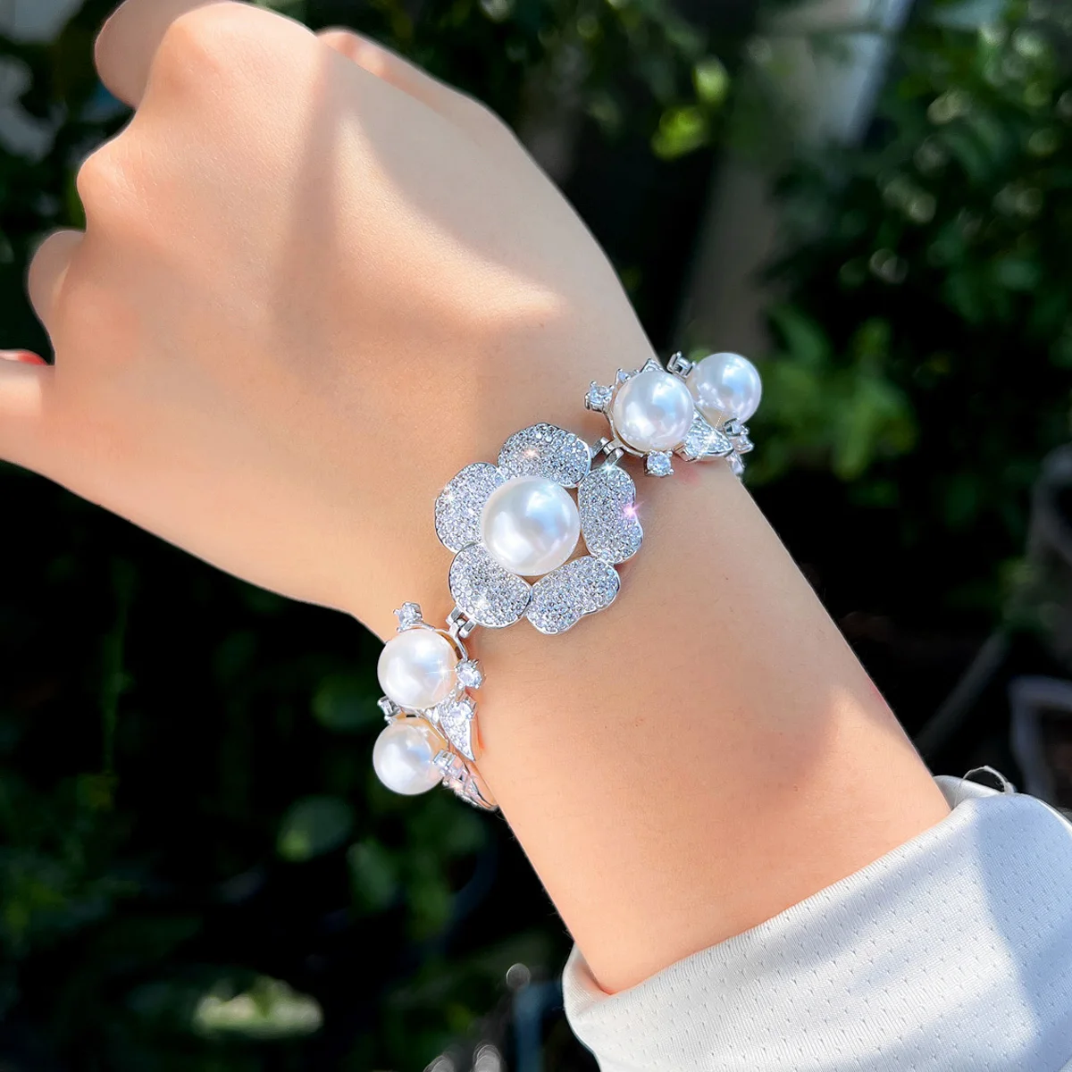CWWZircons magnifique blanc clair cubique Zircon grande fleur perle Bracelets pour mariée mariage fiançailles fête bijoux cadeaux S0285
