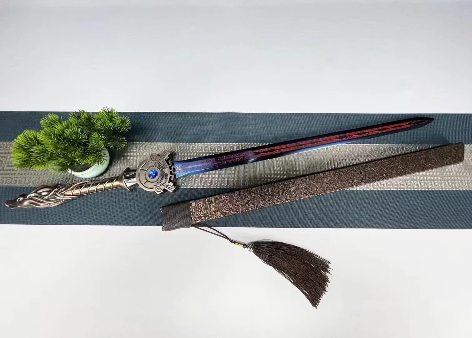 114cm Medieval feng shui sword, a beautiful and cool weapon for attracting wealth and warding off evil, indoor meditation amulet