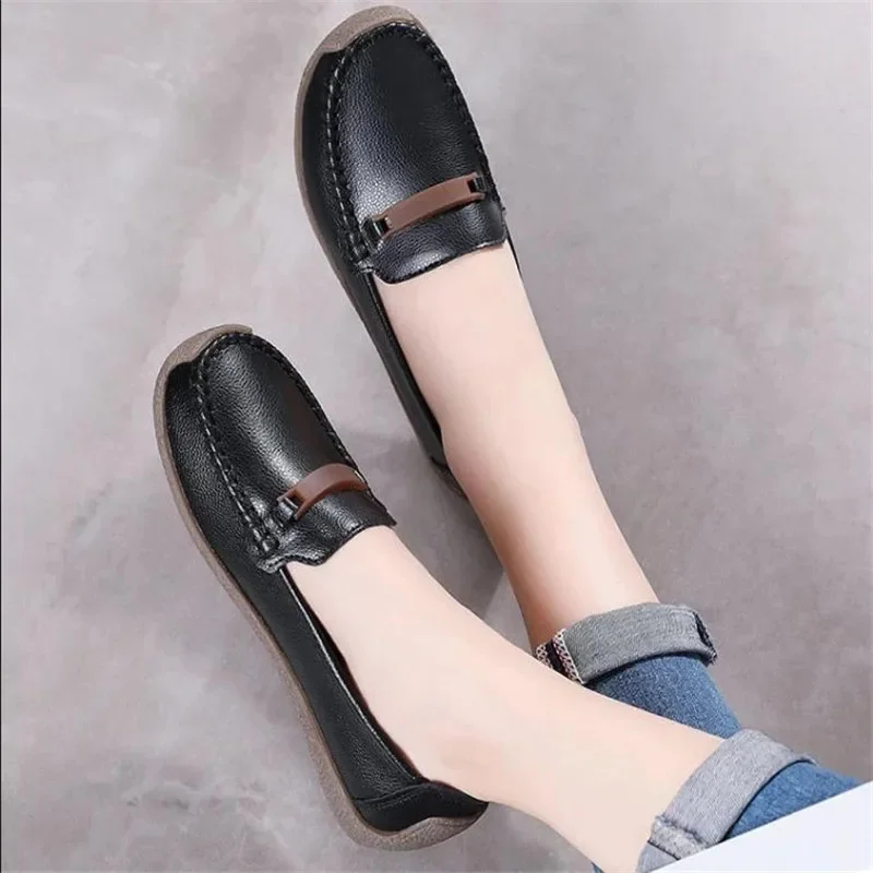 BEYARNE Women Moccasins Genuine Leather Shoes for Woman Slip On Loaders Ladies Casual Solid Flats Female Leisure Spring Footwear