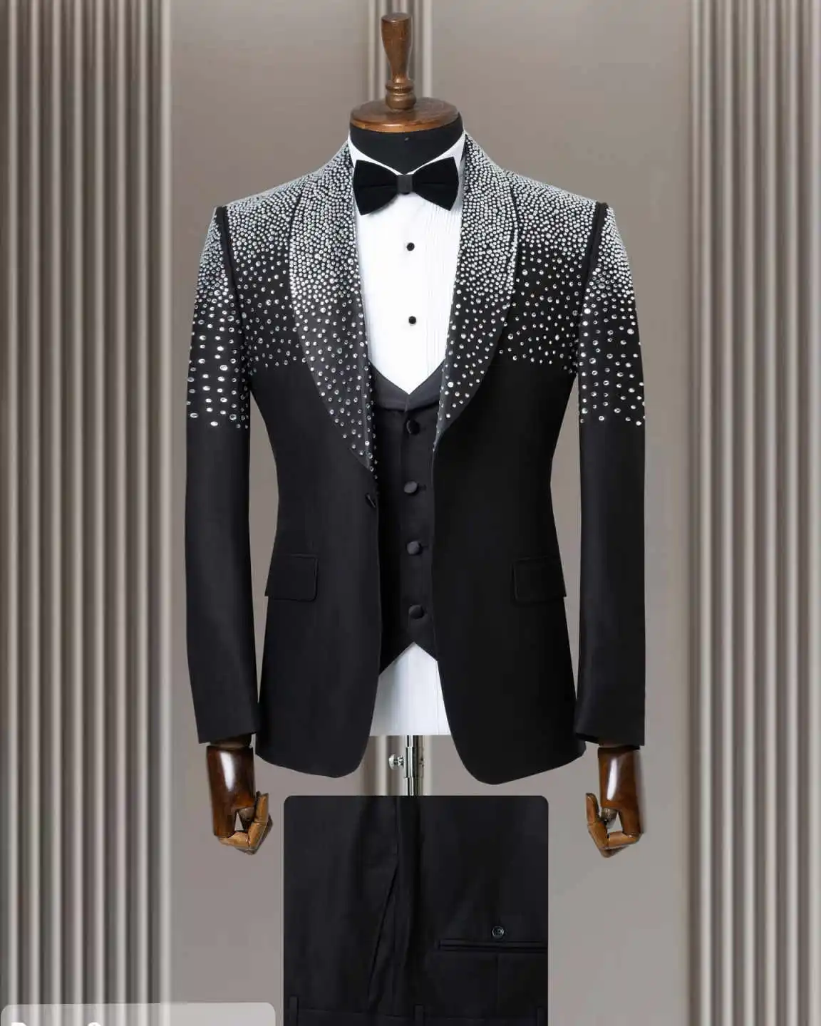 Sparkly ผู้ชายชุด 3 ชิ้นลูกปัด Blazer Peaked Lapel เดี่ยวงานแต่งงาน SLIM FIT เพชร CUSTOM Made PLUS ขนาด