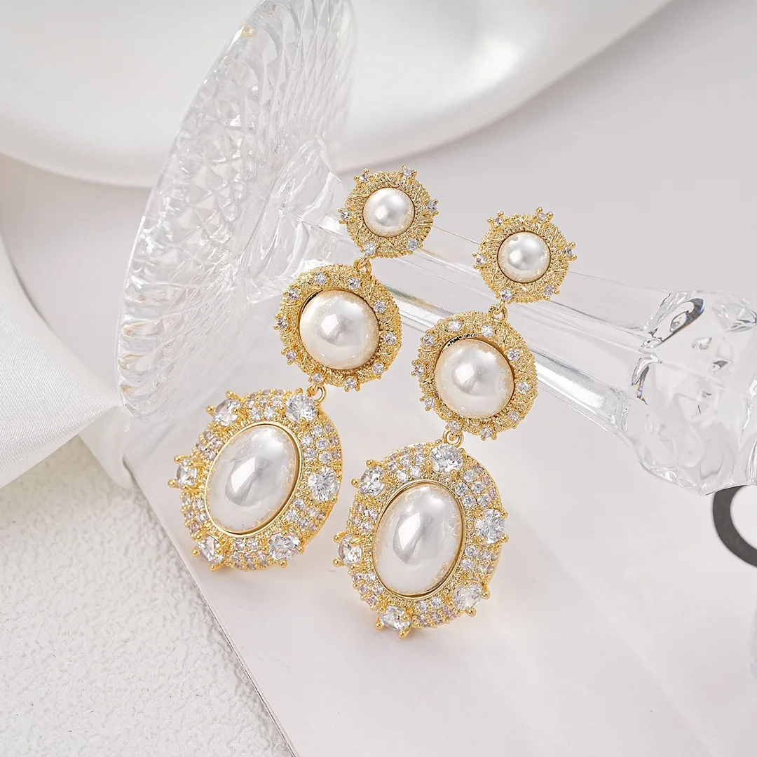 

Bilincolor Fashionable and Luxurious Micro Inlaid Zircon Exquisite Pearl Earrings For Women