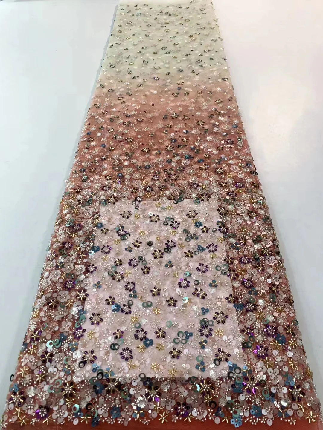 

Новинка, тяжелая промышленность, цвет градиентного кружева, Европейское и американское модное платье с вышивкой, вечернее платье Qipao