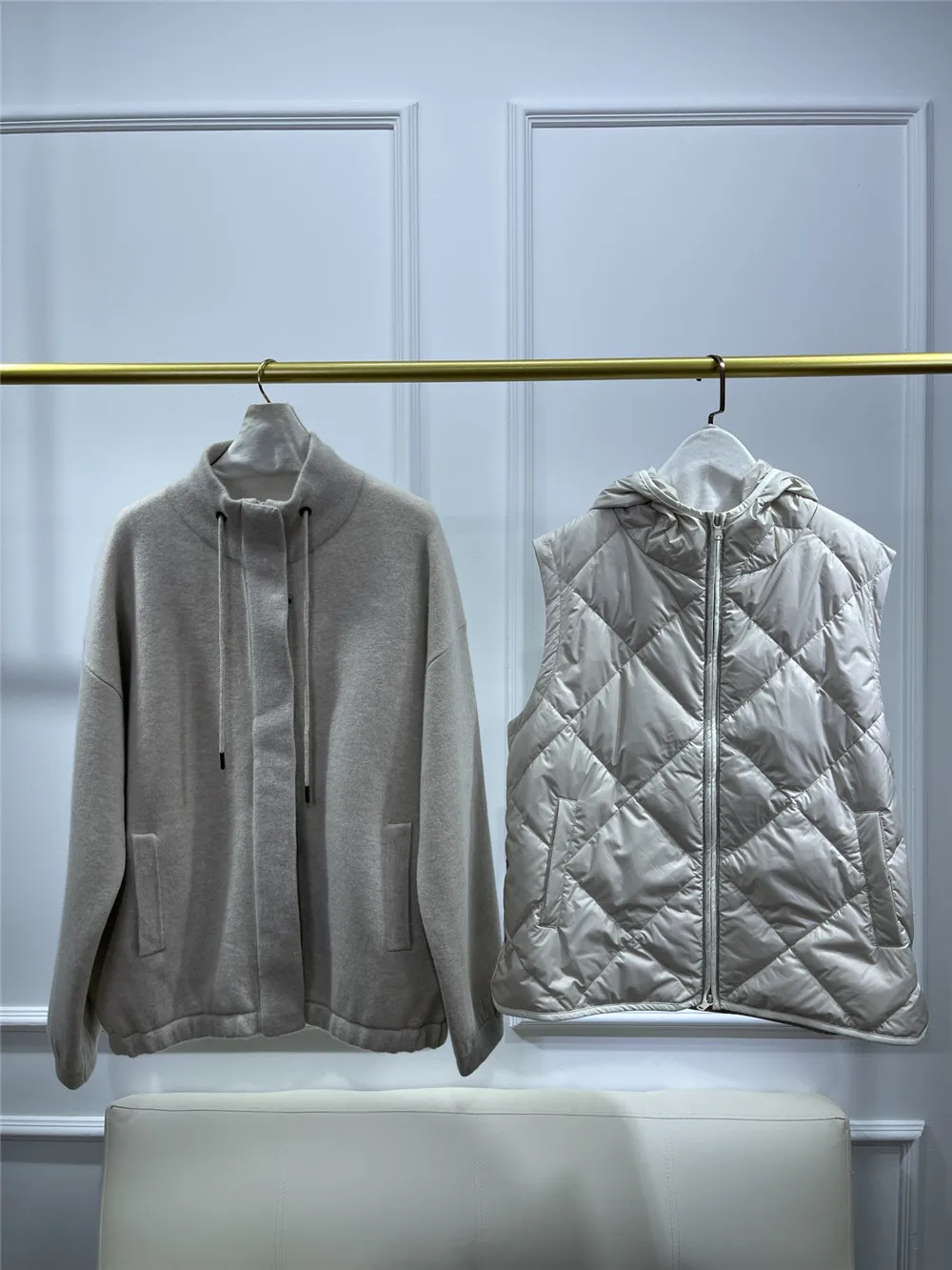 24 Autumn and Winter Cashmere Knitted Jacket + Hooded Goose Down Vest Two-Piece Set