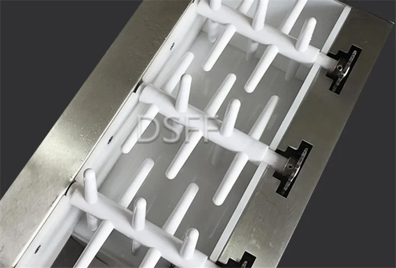 Hot Automatic Sushi Rice And Vegetable Roll Machine Low Price Salmon Rice And Vegetable Roll Making Machine