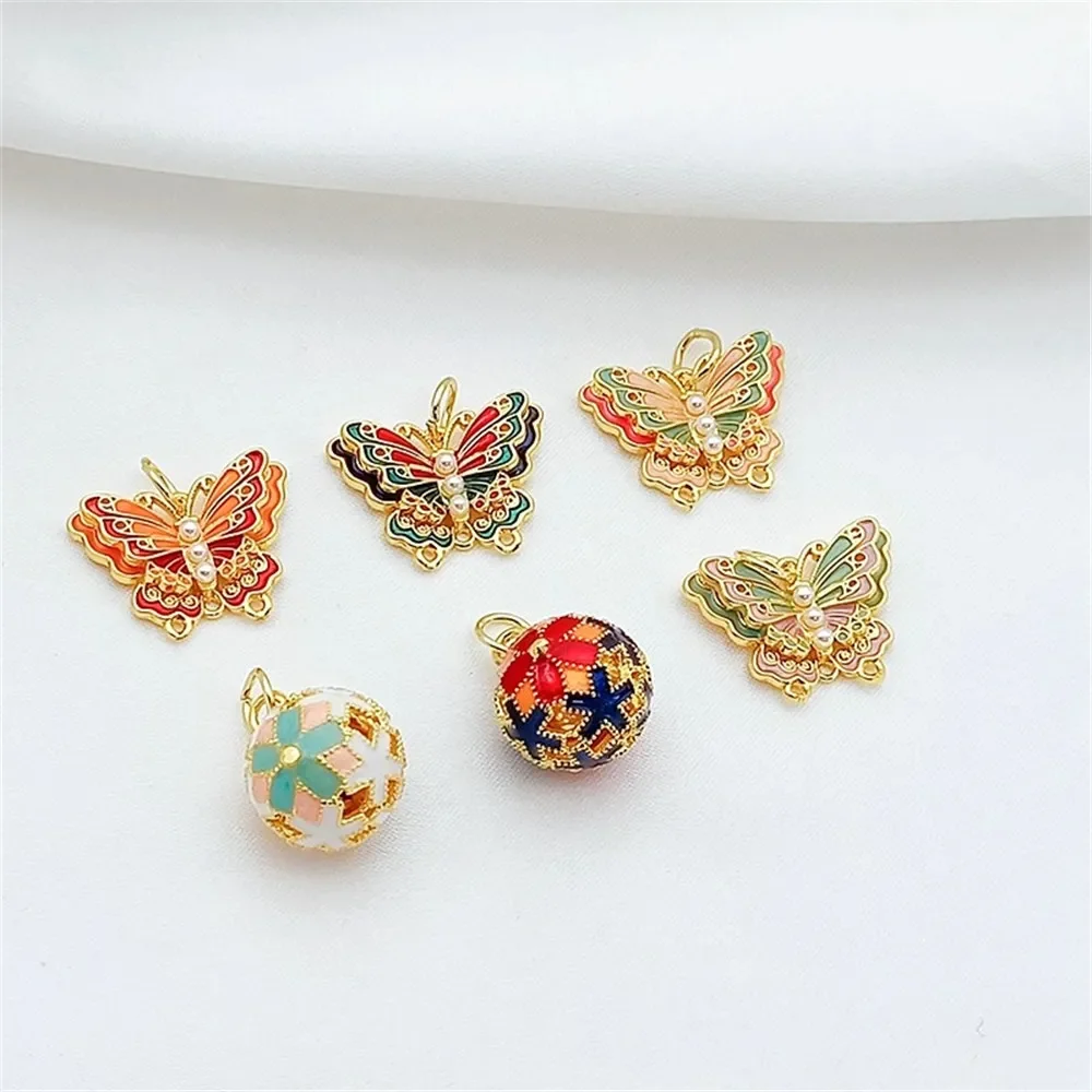 

18K Gold-plated and Zirconium-inlaid Butterfly Pendant, Handcrafted Diy Oil Drip Enamel Bell, New Chinese-style Jewelry Accessor