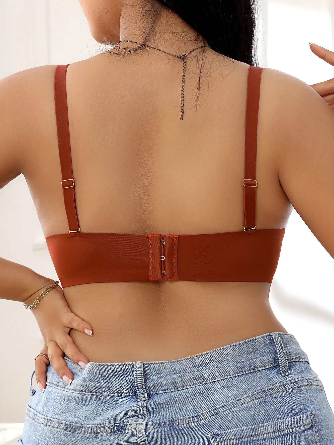 Sujetador Maroon Simple de talla grande para mujer, algodón suave con aros, push-up, antiflacidez, ropa interior de uso diario para mujer