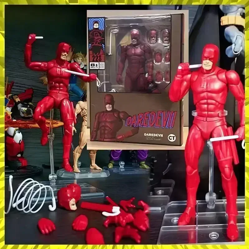 

IN stock new Original CT Toys Daredevil Black 999 Red Mafex 223 Edition SHF Style Anime Action Figure with Movable Joints