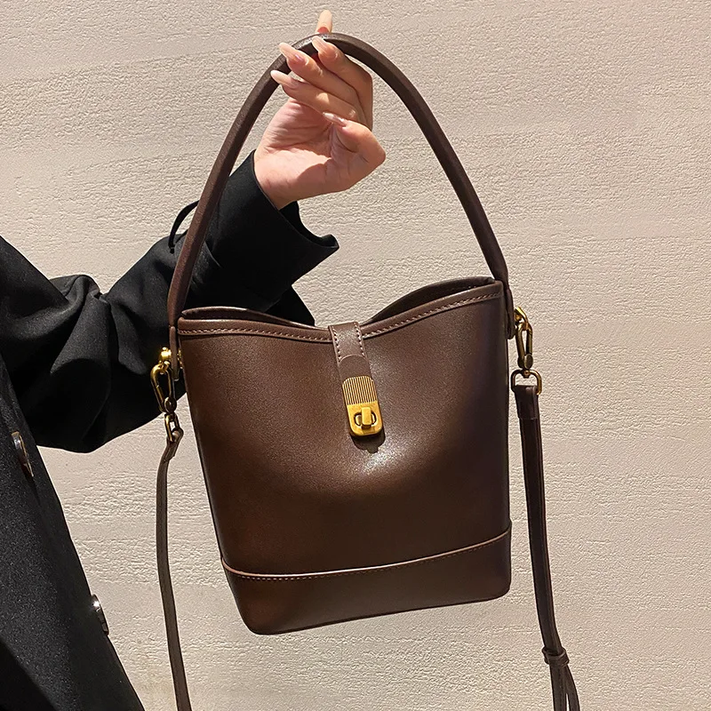 

Genuine leather women's bag, light luxury niche high-end bucket bag, 2025 fashionable versatile single shoulder crossbody bag