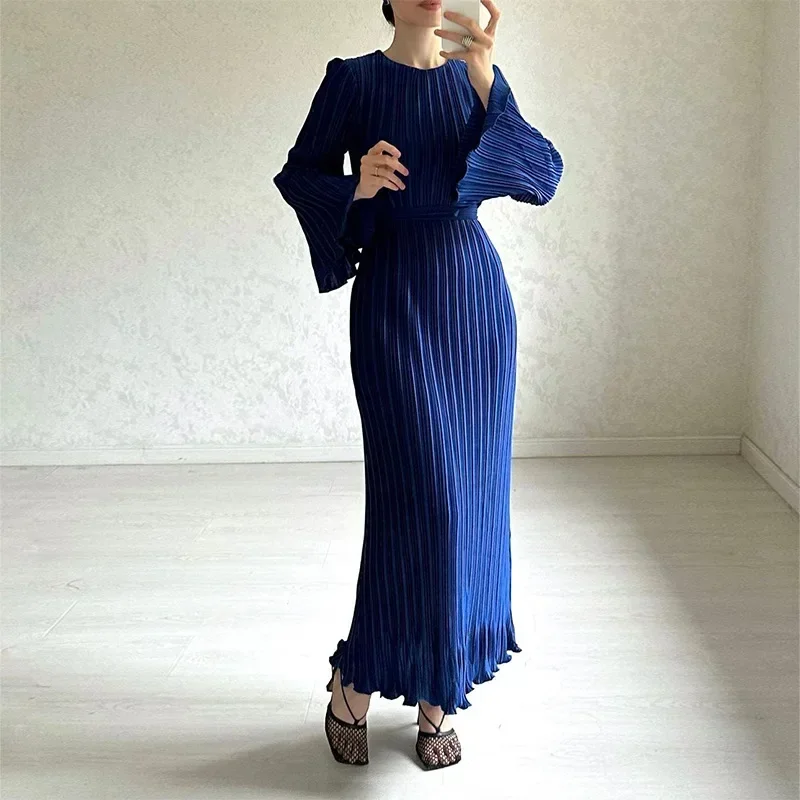 Autumn Winter Fashion Solid Pleated Dress  Women Round Neck Speaker Long Sleeve Belt Long Dress Elegant Loose Dress