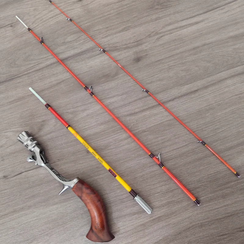 

Удилище Micro-Sub Lure Trout Rod UL - быстрорегулируемое, с полными кольцами Fuji, рукояткой из цельного дерева.