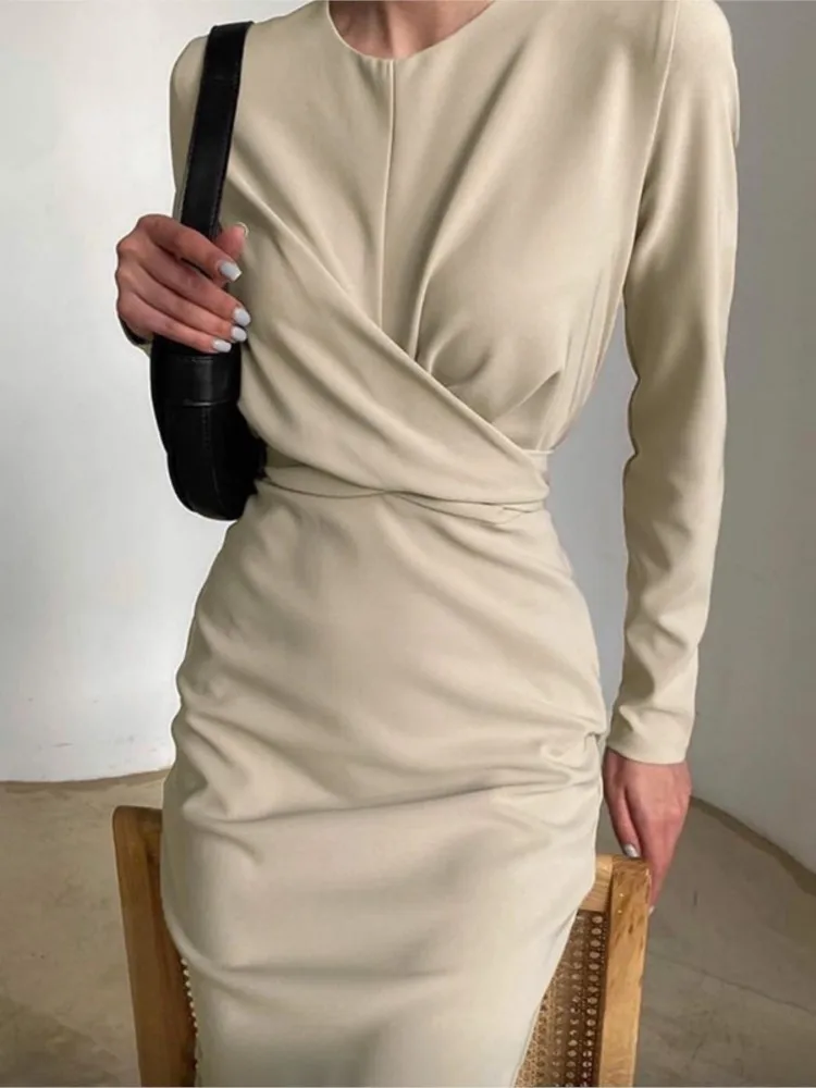 

Retro Elegant Long Sleeved Dress For Women's Autumn New Style French Waist Cinching Slim Fit Solid Color Hip Hugging Long Dress