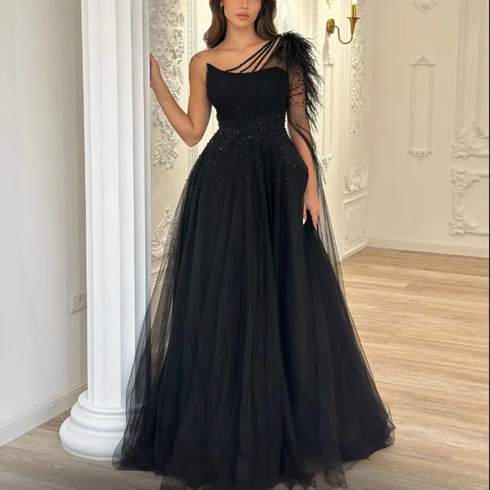 

Customized Black One Shoulder Feather Evening Dresses Beaded A Line Arabic Dubai Formal Gown Single Sleeve Puffy Tulle Dress