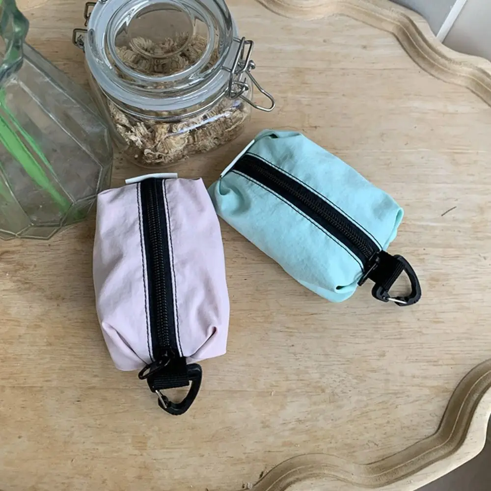 

Portable Nylon Cloth Coin Purse Solid Color Korean Style Zipper Small Item Bag Soft Large Capacity Cosmetic Bag Earphone