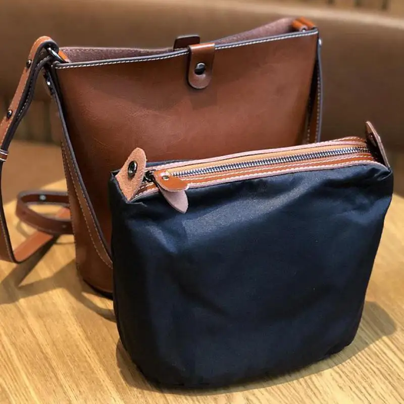 Johnature 2024 New Simple Korean Cow Leather Women Bag Leisure Solid Color Soft Cowhide Bucket Lady Shoulder Messenger Bags
