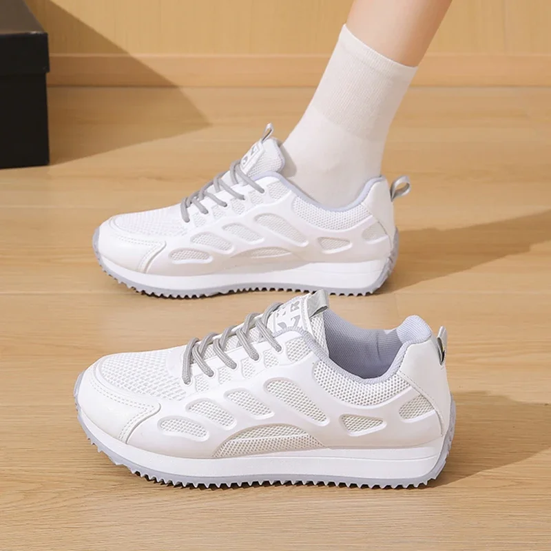 

2025 New Women's Shoes Breathable Mesh Sneakers Autumn Female Lace Up Platform Sneakers Women Comfort Thick Bottom Sports Shoes