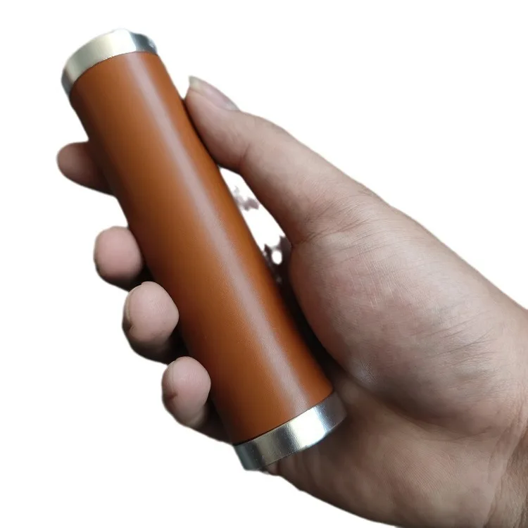 

Universal Hand-sewn Retro PU Leather Shock-absorbing Bicycle Grips for Folding Bike & Scooter