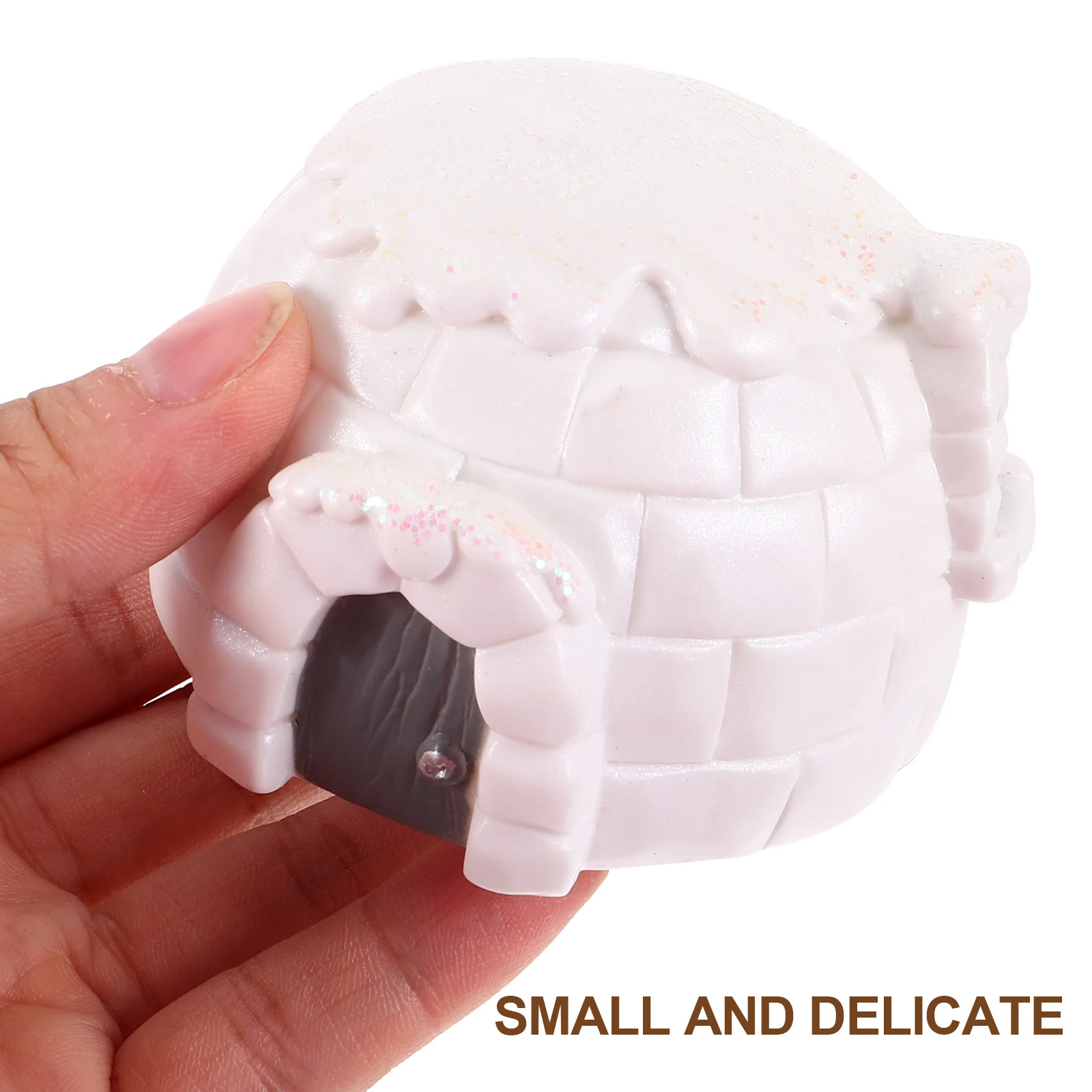 

Ice House Ornament Plastic Decorative Home Garden Office Desk Decoration Simulated Snow Hut Craft for Kids Indoor Outdoor