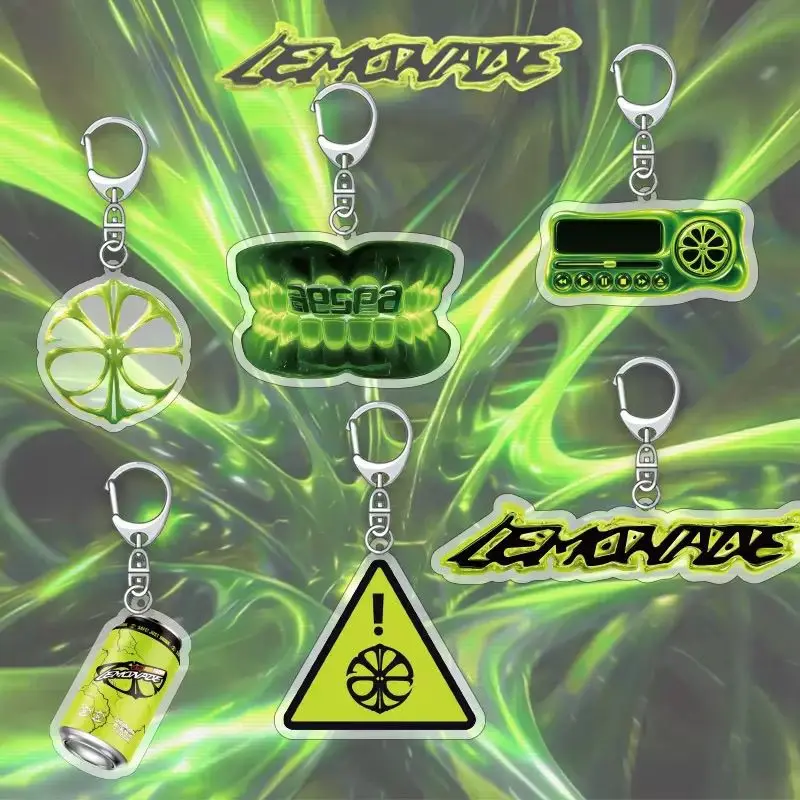 

Aespas High Definition Double-Sided Printed Acrylic Keychain Waterproof Wear-Resistant Lightweight Bag Hanging Charm Decor