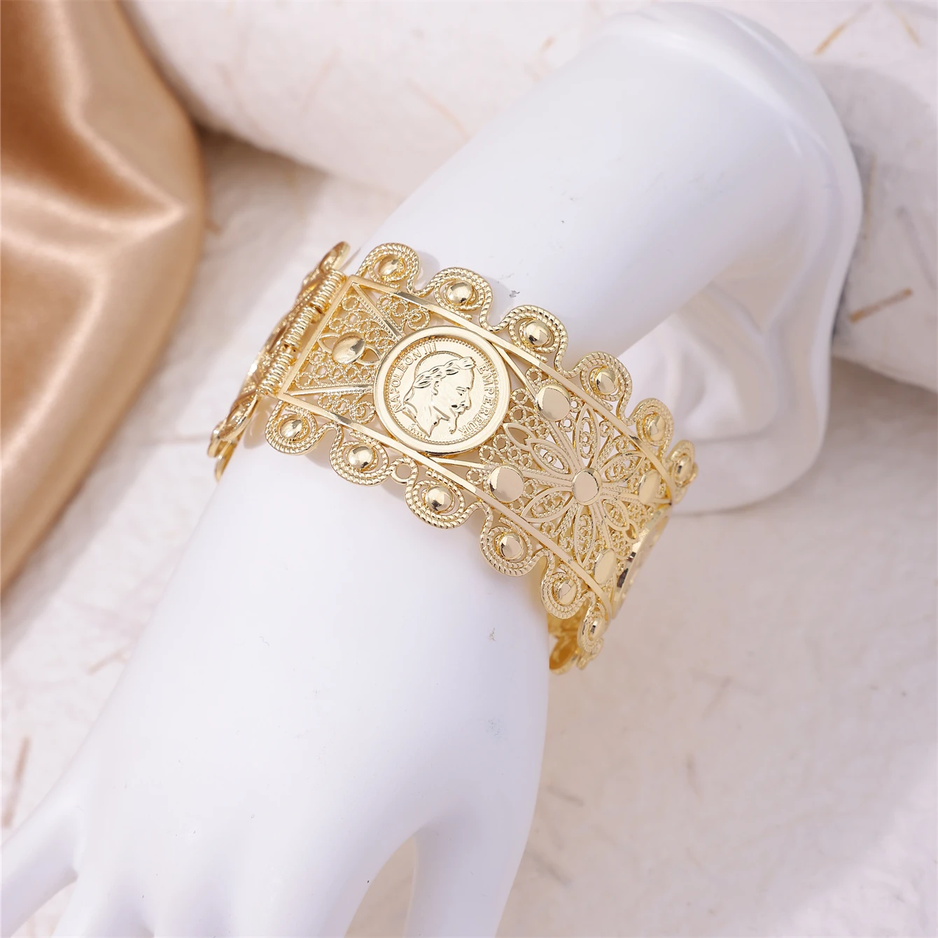 A Delicate Lace Alloy Bracelet With Openings A French Napoléon Bracelet With Coin Design An Arab Bide Wearing Arm--shaped