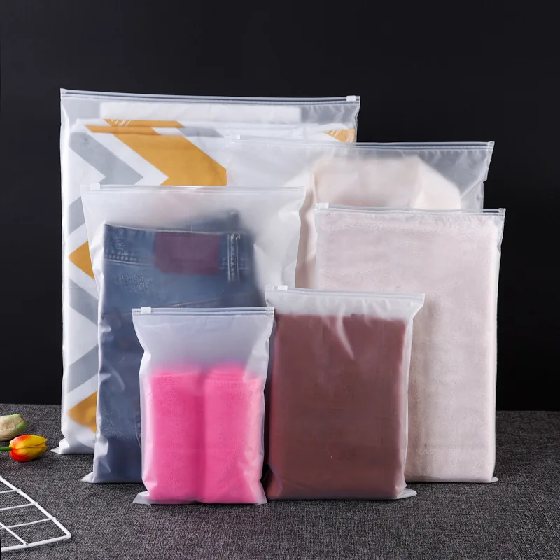 10 Stück transparente, mattierte Aufbewahrungstaschen mit Reißverschluss, wiederverwendbare transparente Kleidungsverpackungstasche, tragbare Reise-Aufbewahrungstasche