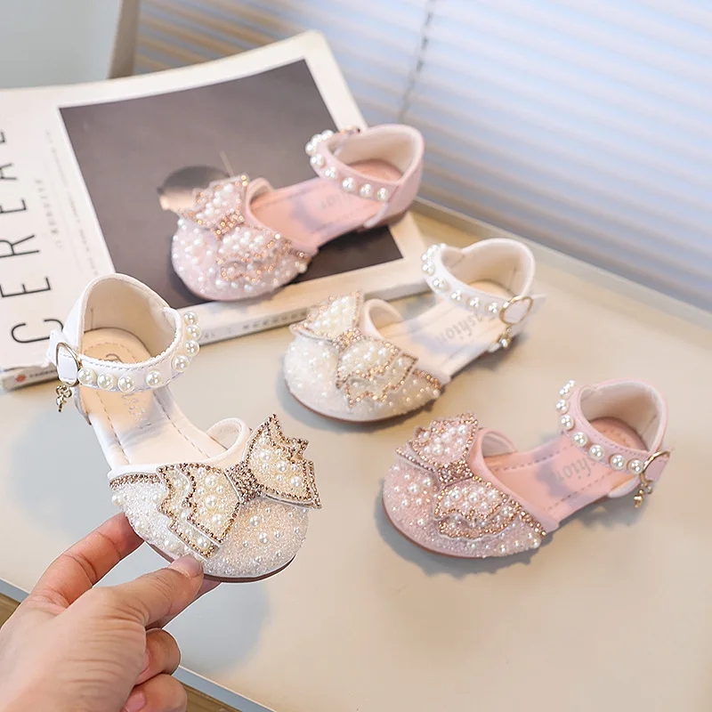 

New Hot Sale Little Girls Summer Sandals Rhinestone Bow Children's Flat Sandals Wedding Party Kids Fashion Princess Dress Shoes