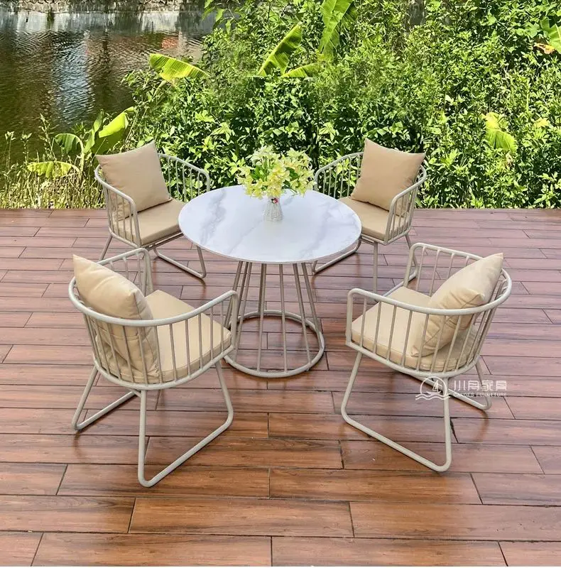 Outdoor courtyard garden metal table and chair coffee shop creative waterproof sun-proof iron chair tea table combination