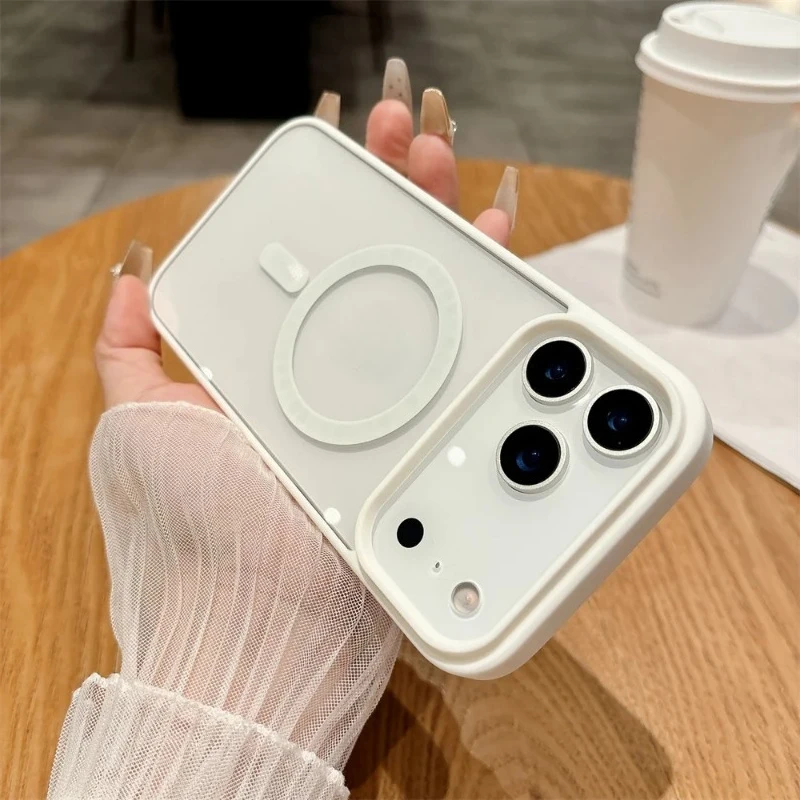 Custodia per telefono trasparente Macaron per iPhone 17 Design magnetico antiurto Profilo sottile Resistenza all'ingiallimento Ricarica wireless