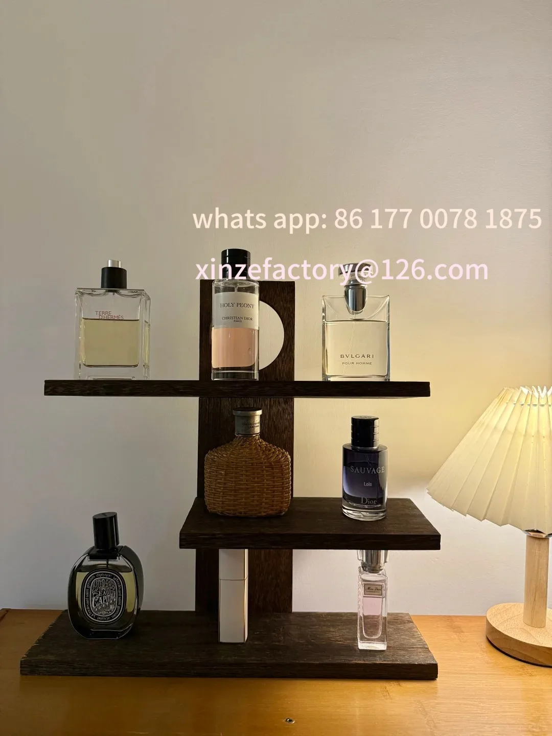 Espositore per profumo in vero legno vintage personalizzabile Portaoggetti per incenso multistrato da tavolo Ra Portabicchieri per cosmetici per la casa