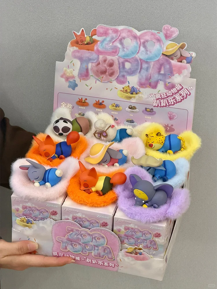 Nouveau véritable Zootopia couché série boîte aveugle Zootopia figurines d'anime boîte mystère Judy Hopps Nick Wilde chef Bogo cadeau jouet