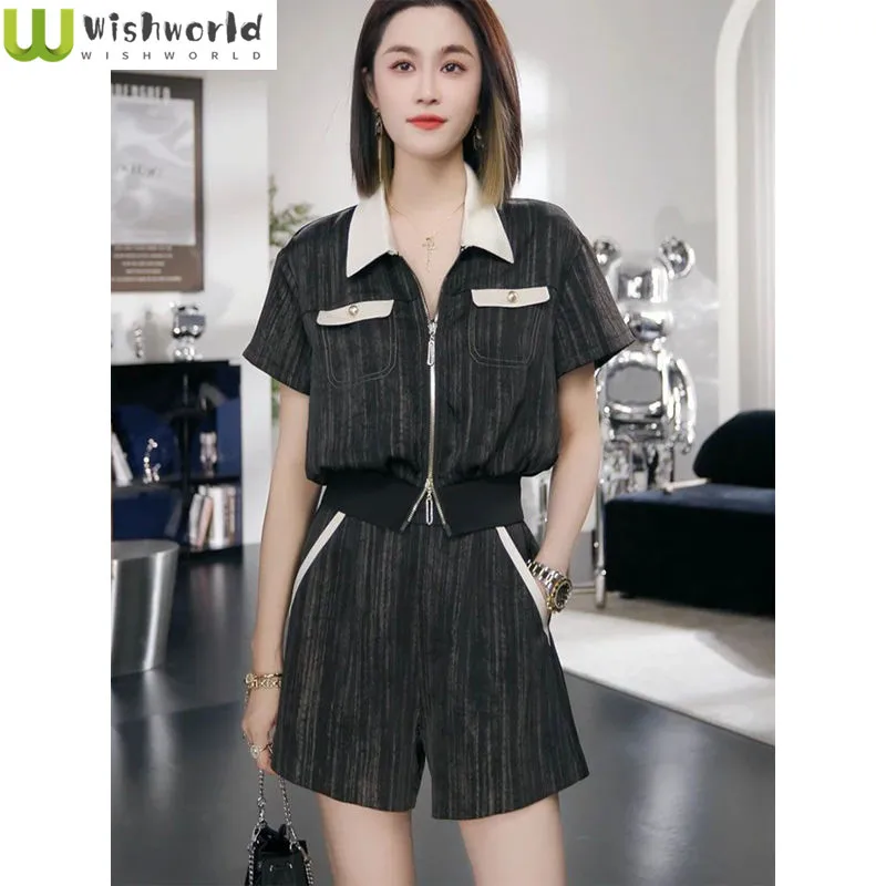 

Fashion Suit for Women in Spring and Summer New Style with a Casual and Slimming Look Flip Collar Top Pants Two-piece Set