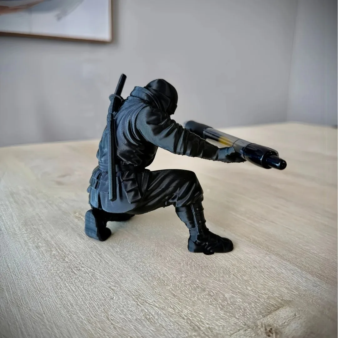 Black Warrior Pen Holder - Resin Desktop Organizer, Suitable for Office and Home, Halloween Decoration Creative Gift, Fun Statio