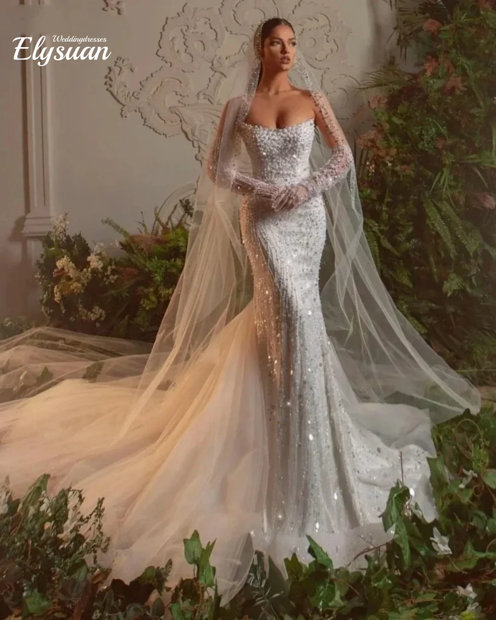 

Customzied Sexy Mermaid WeddingDresses Strapless Sleeveless Gown Sequins Pearls Sweep Train Dress Vestidos De Novia