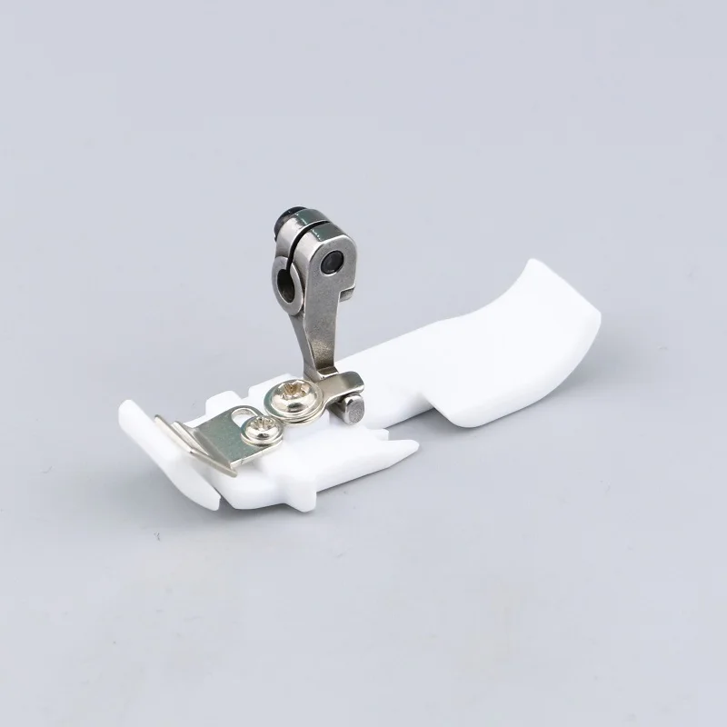 Four Line Plastic Presser Foot 700 Edge Banding Machine Overlock Sewing Machine Edge Locking Machine 747 Presser Foot