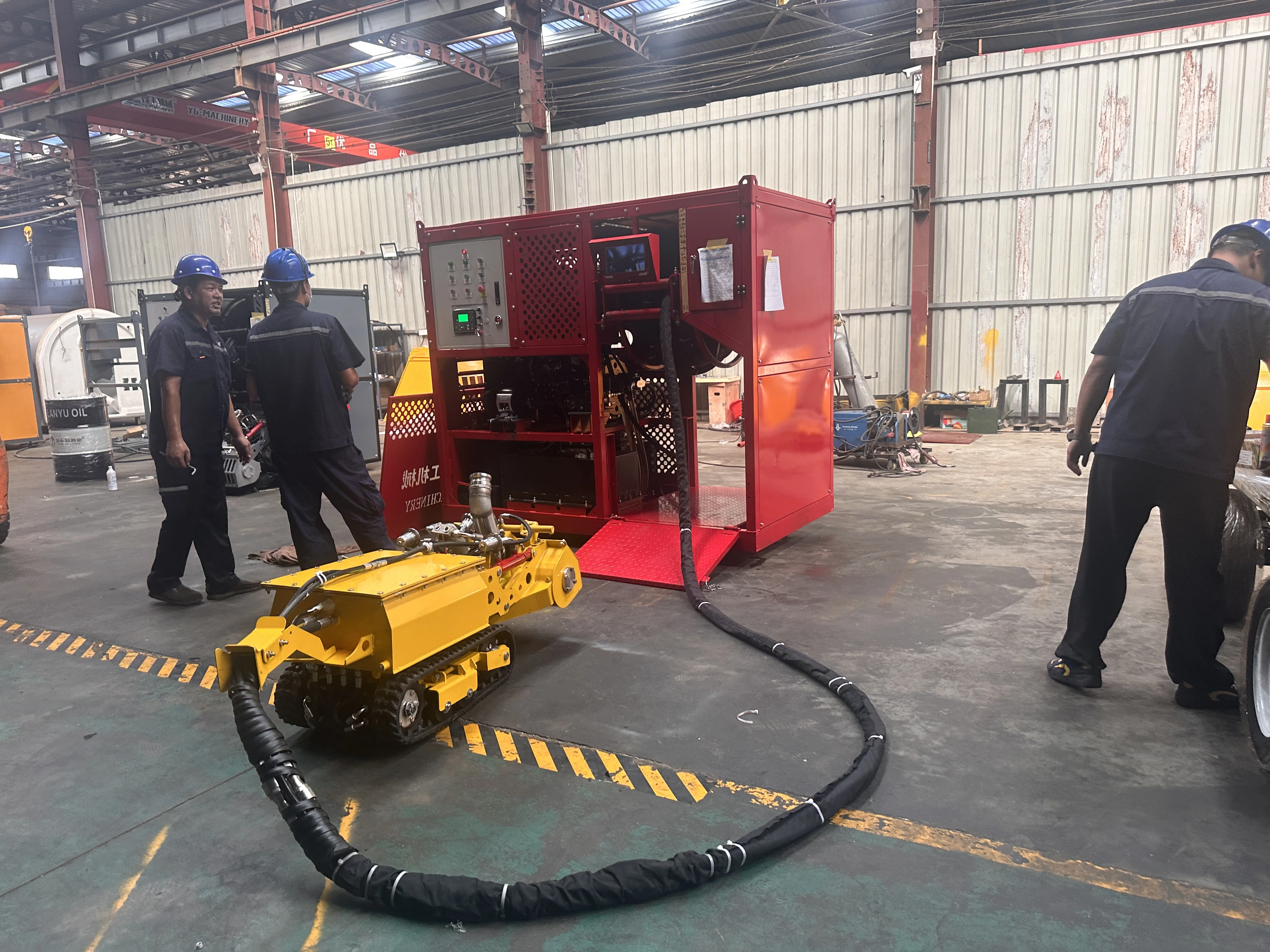 Anti-clogging Sewage Dredging Robot Deep Water Crawler Sediment Extraction Machinery for Wastewater Pool and Aquaculture Pond