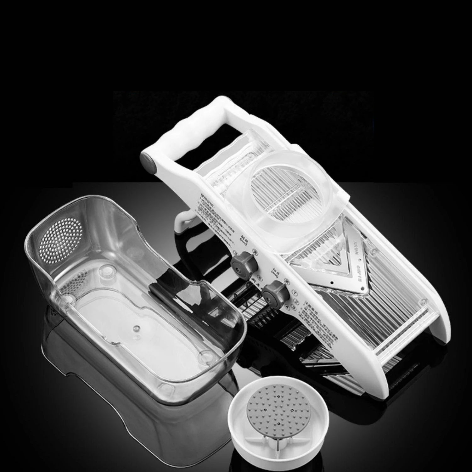 

LFGB Certification Kitchen Shredder with Hand Protector and Ultra Sharp 430 Stainless Steel Blade Efficient Fruit Slicer Grater